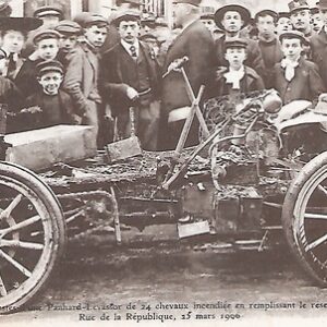 Sens - Les restes d'une Panhard-Levassor de 24 CV ... 25 mars 1906